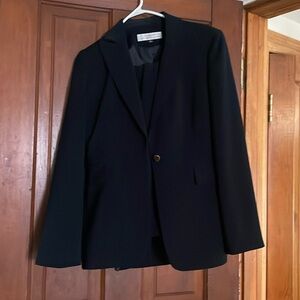 Navy blue Tahari pantsuit size 4